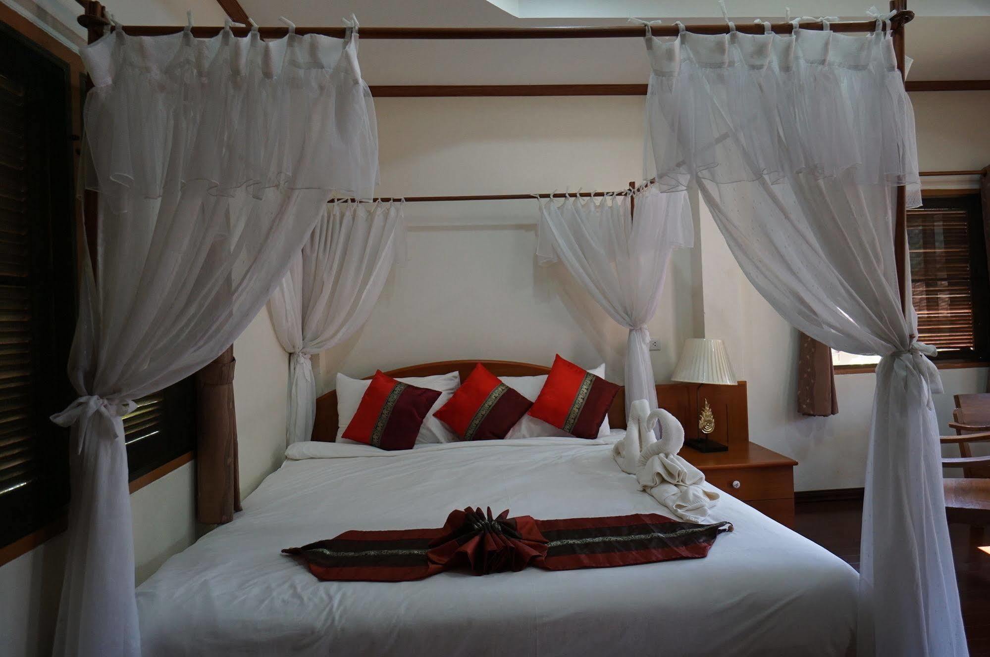 Phuoobfa Resort Pong Yaeng Exterior photo
